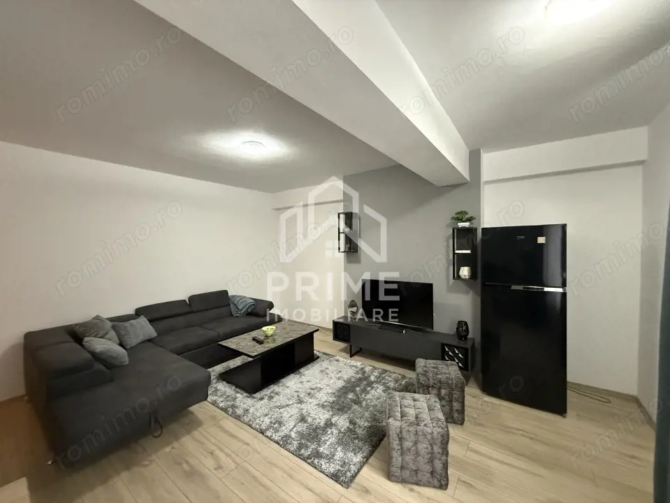 Apartament 2 camere de vânzare | Parter înalt | Balcon închis | Parcare privată