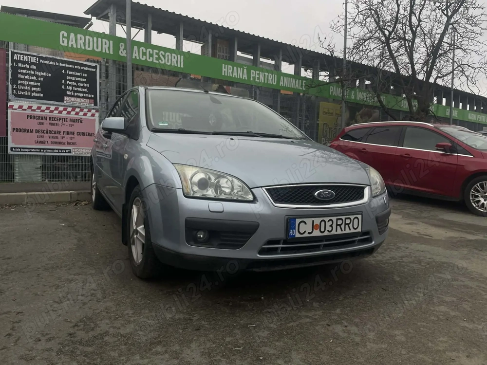 Vând Ford Focus Ghia