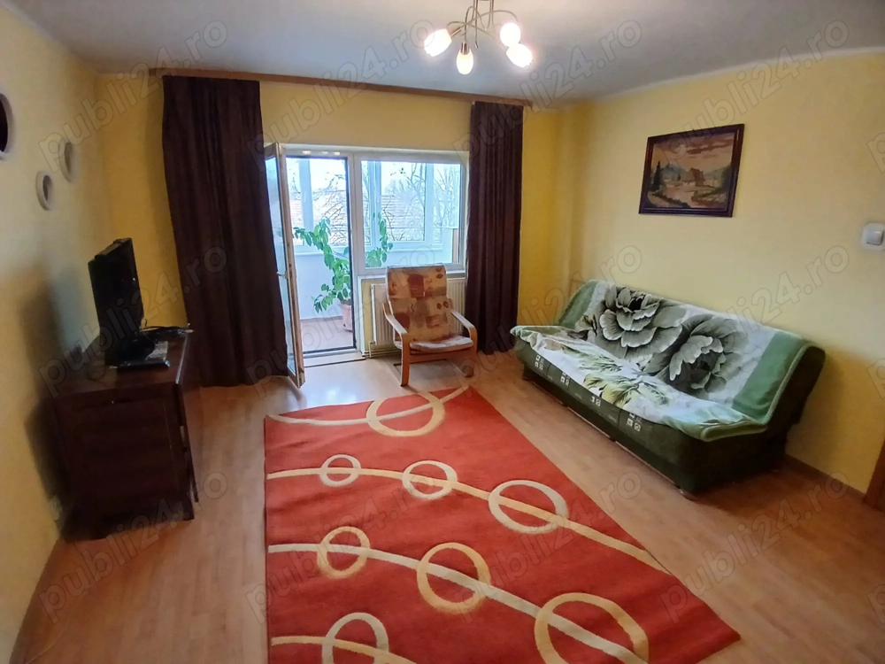 Apartament 3 camere, zona Dâmbovita - proprietar