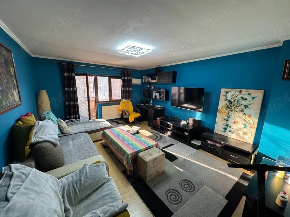 apartament 3 camere de vanzare 