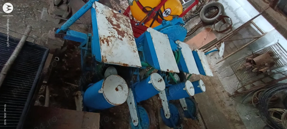 Tractor  Fiat + plug