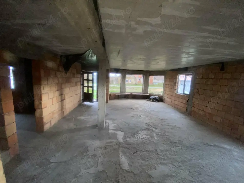 Casa De Vânzare P+M