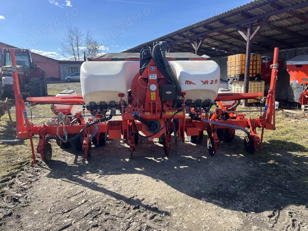 Vând două semănători Kuhn Maxima 2