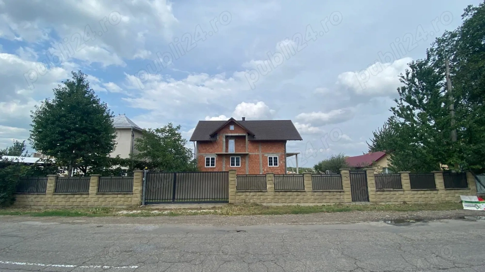 Casa de vanzare Jud. Suceava Localitatea Rusii Manastioara