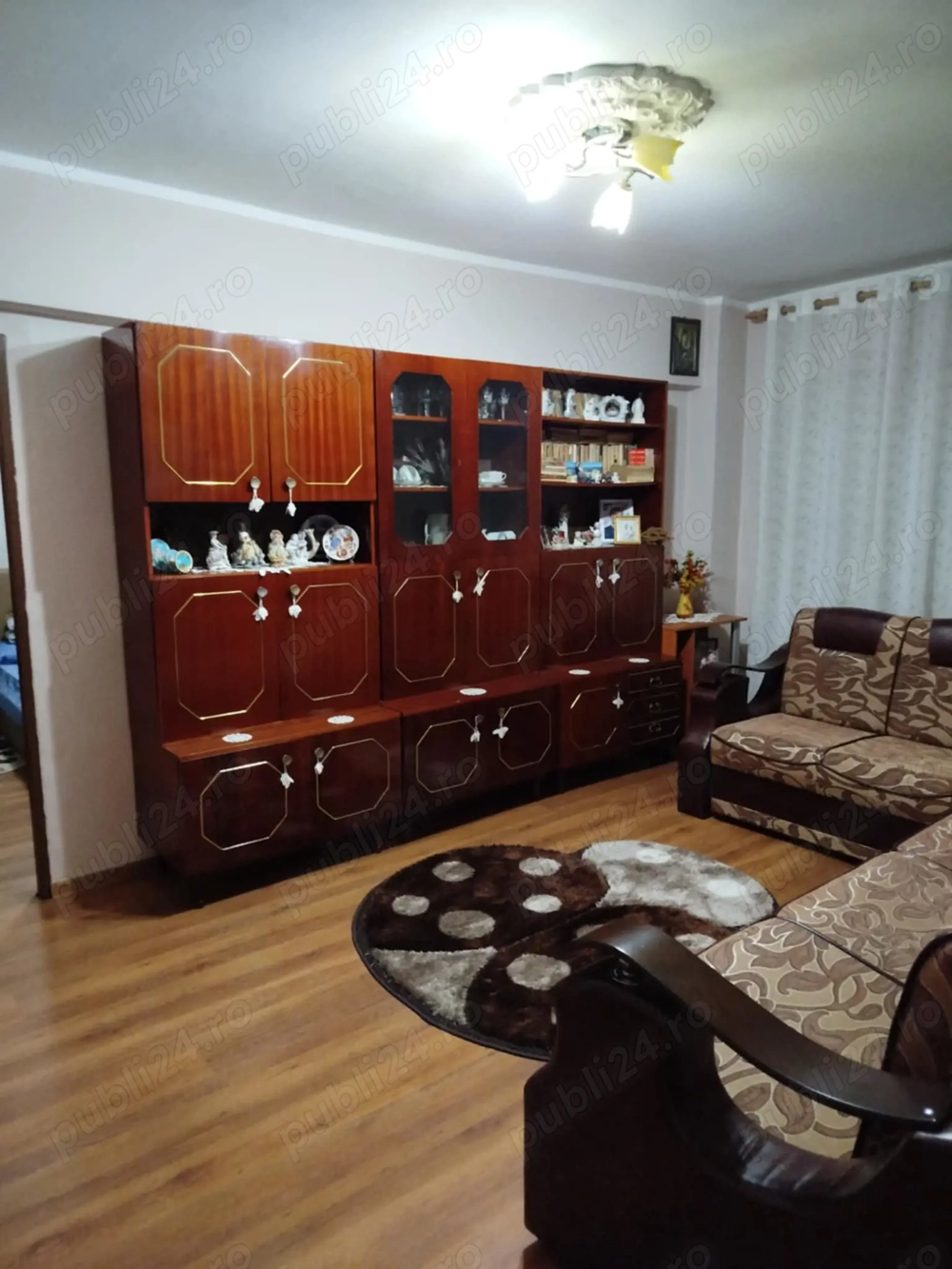 Apartament 2 camere semidecomandat,renovat
