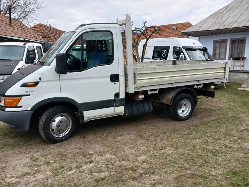Iveco daily 35C13 basculabil pe 3 parti