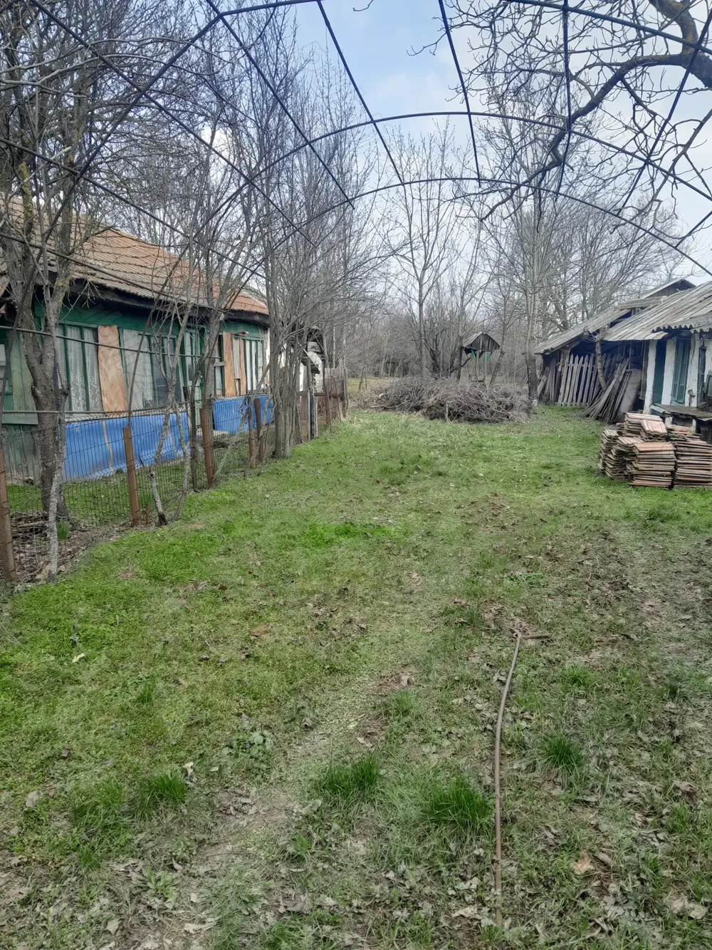 Casă de vânzare cu teren suprafață 5000 m 
