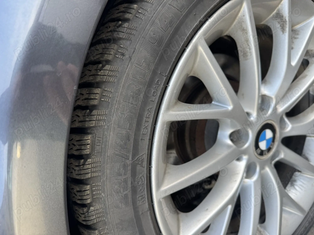 Se ofera spre vanzare o pereche de jante R17 fara anvelope