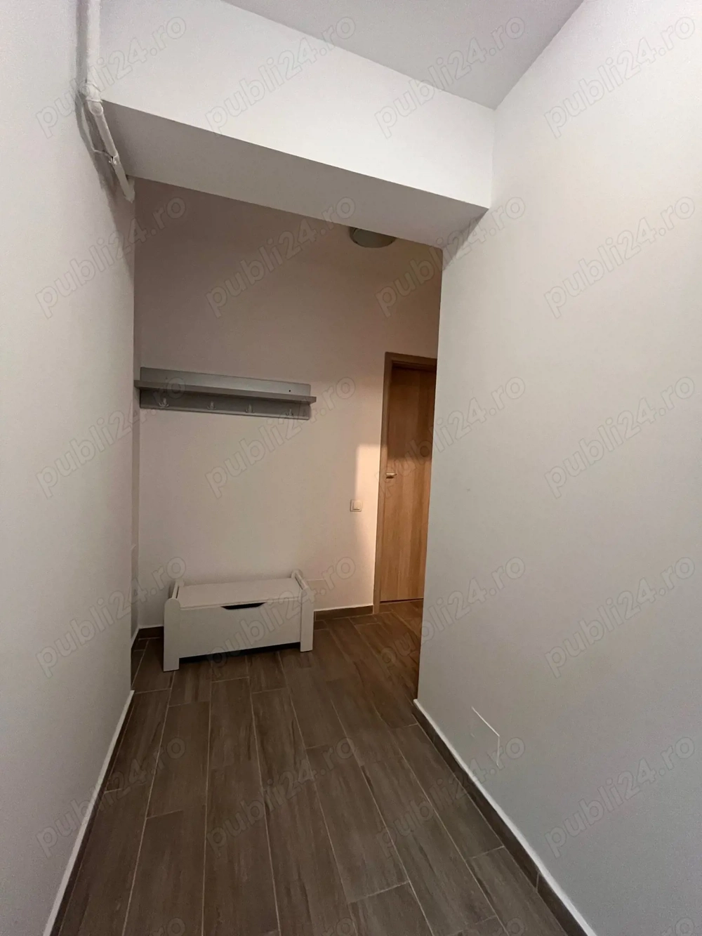 Inchiriez apartment 2camare în Rotar Residence 1