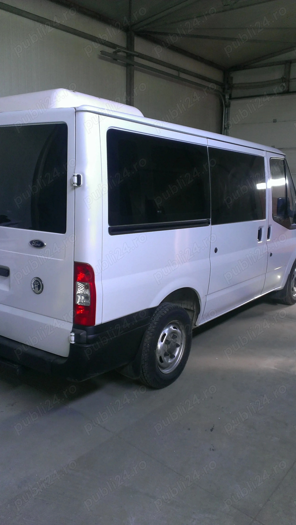 Autoturism 8+1 de vanzare