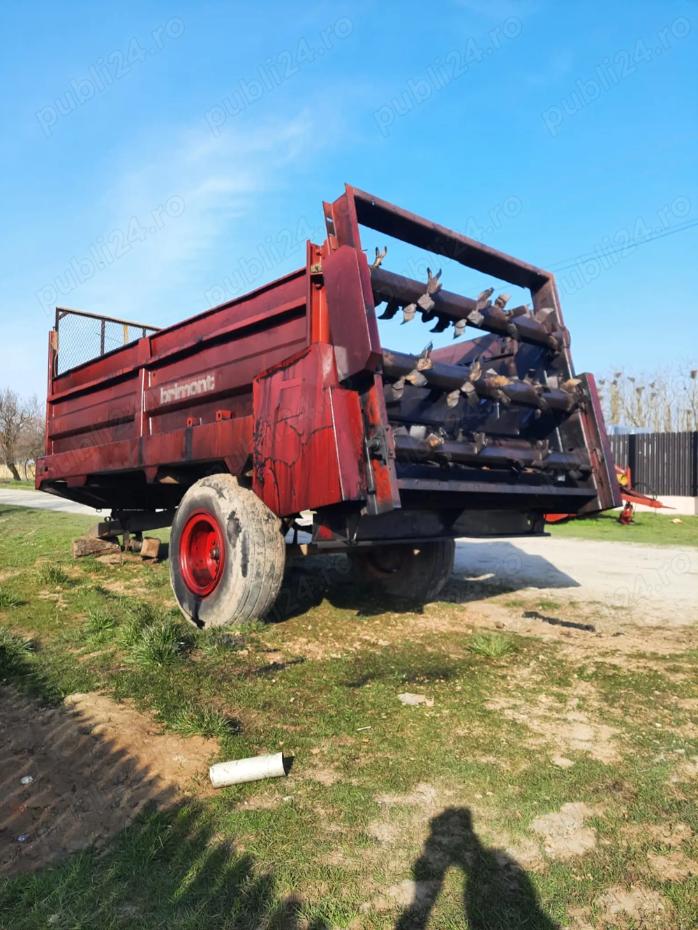 Vand Remorca Imprastiat gunoi 6,5 t