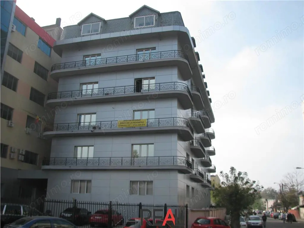 Spatii Birouri de inchiriat, minim 200 mp