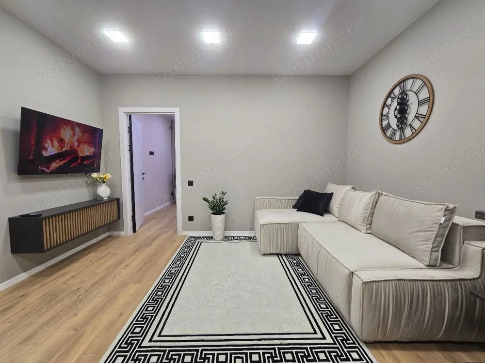 Inchiriez apartament cu doua camere in zona 13 Septembrie