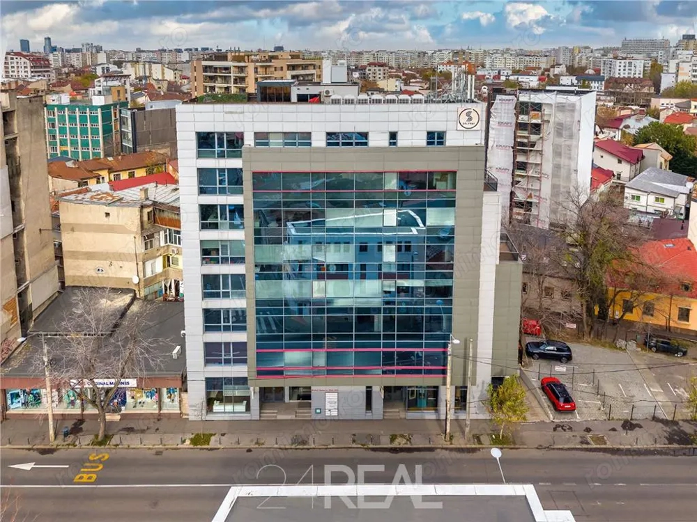 Dacia | 1 km Piata Romana | spatiu ready to move in