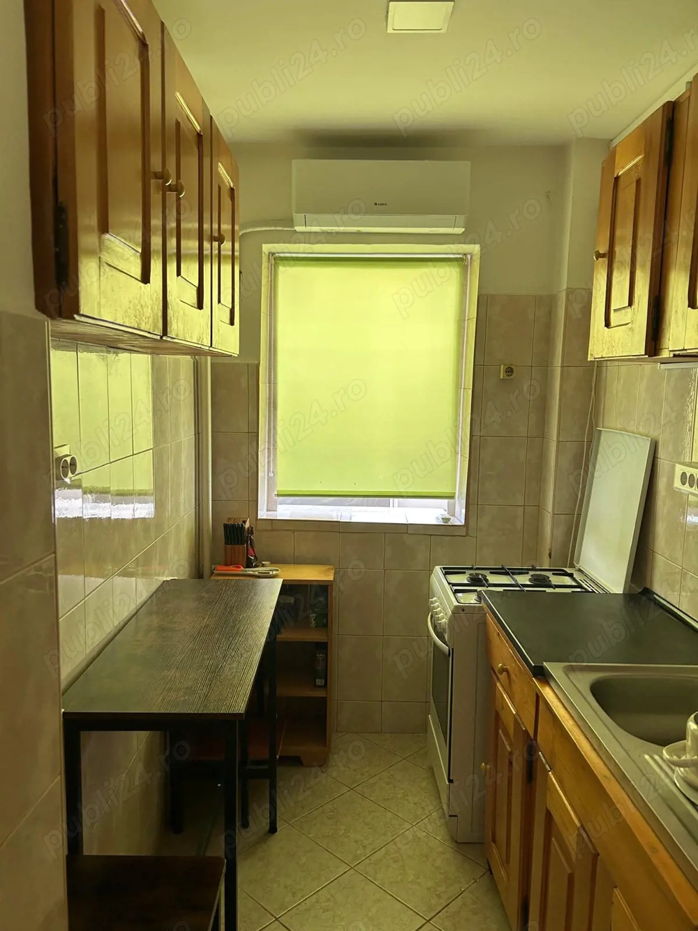 Garsoniera (32mp utili), recent renovata,12 minute de Metrou Titan, zona Arena Nationala