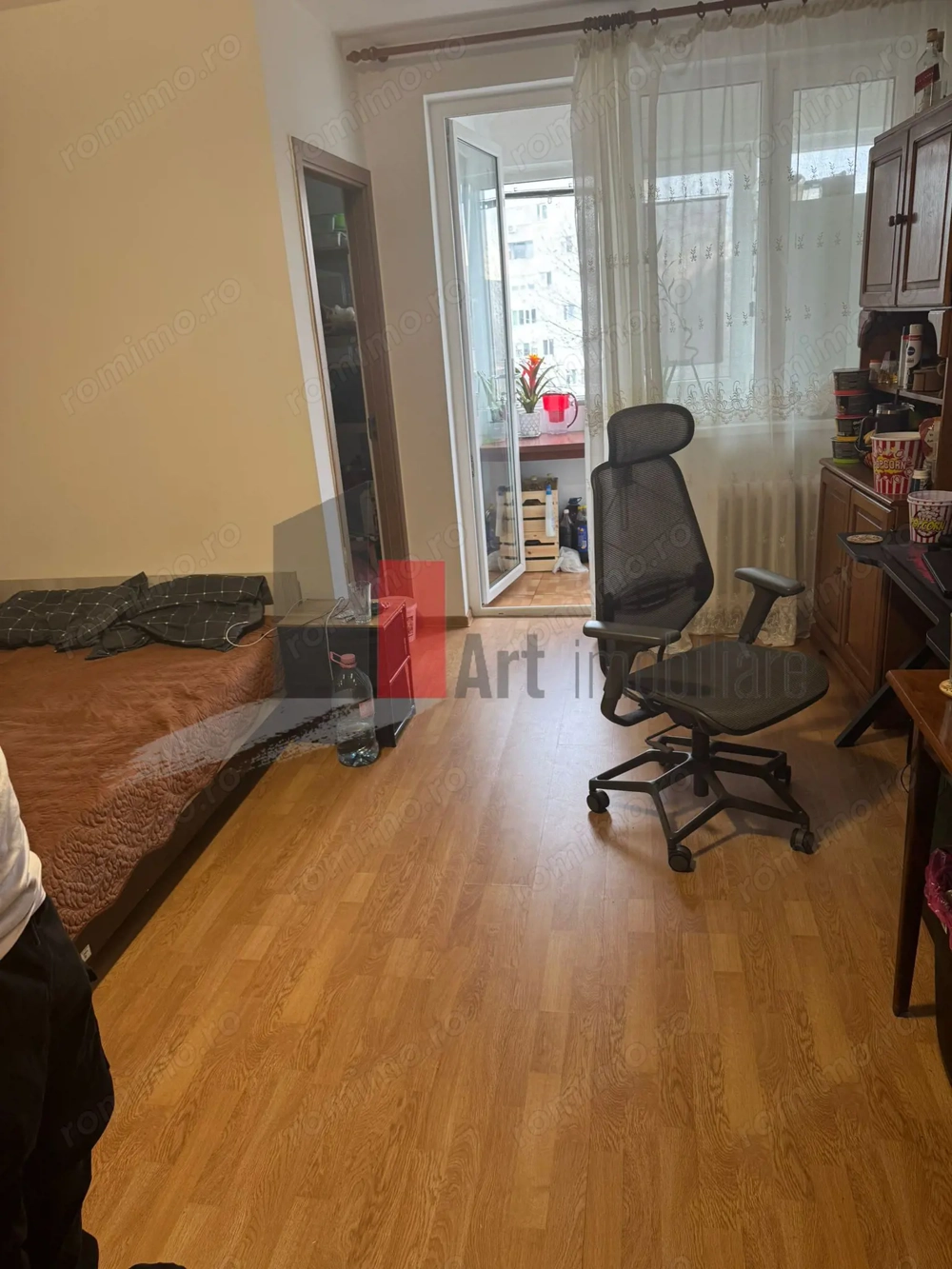 Garsoniera Dr. Taberei - metrou T. Vladimirescu