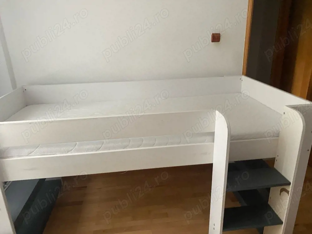 Vand pat etajat Udby de la Jysk pentru copil