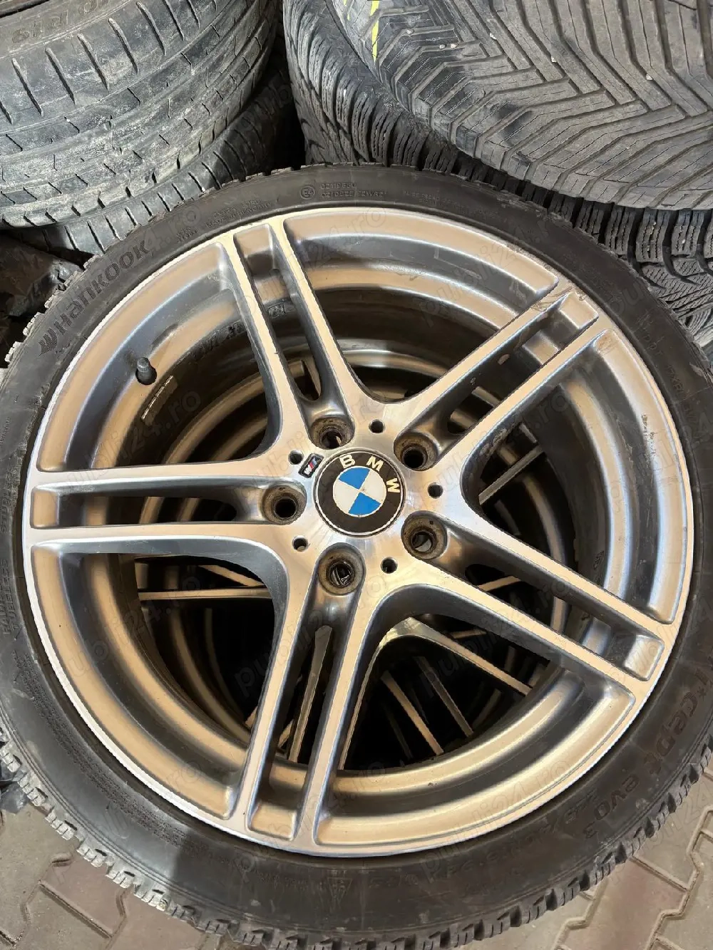Vând anvelope Bmw 5x120 r18