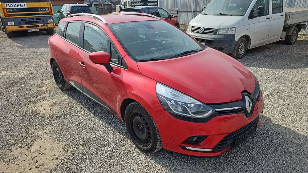 Renault Clio 4 , Rosu INTENS FULL LED , An 2017 , 0.9 TCE-90Cp