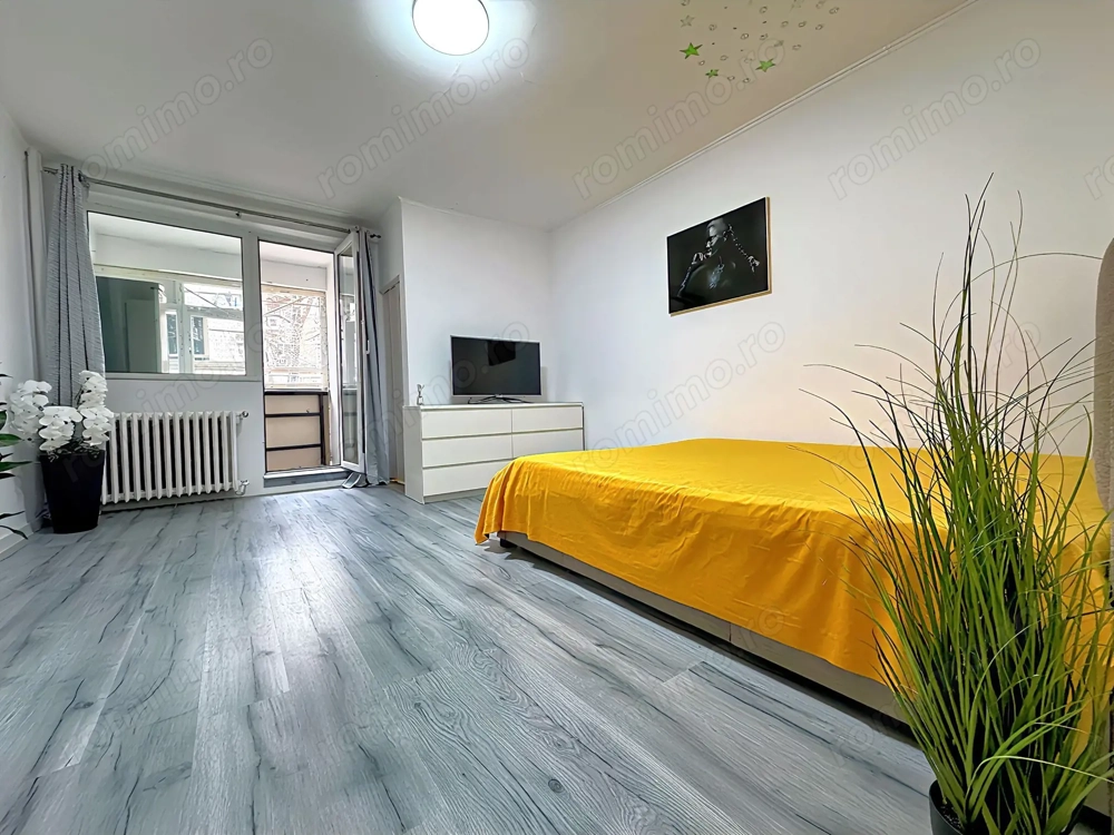 Titan - Costin Georgian Metrou 3 minute Garsoniera Comision 0