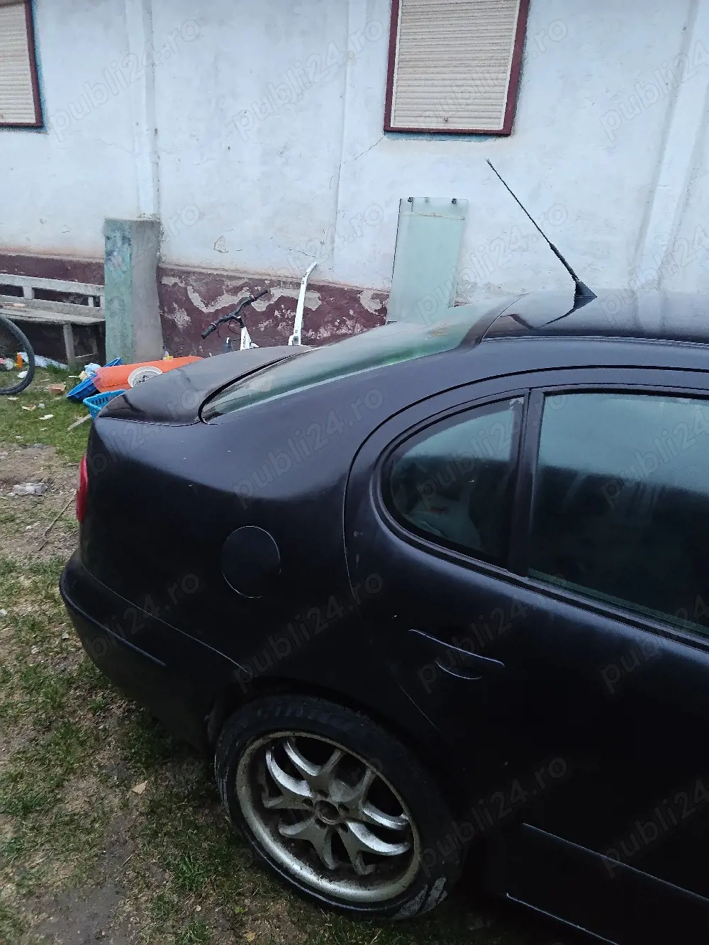 Dezmembrez Seat Toledo 2, 2003, motor 1.6 16v.