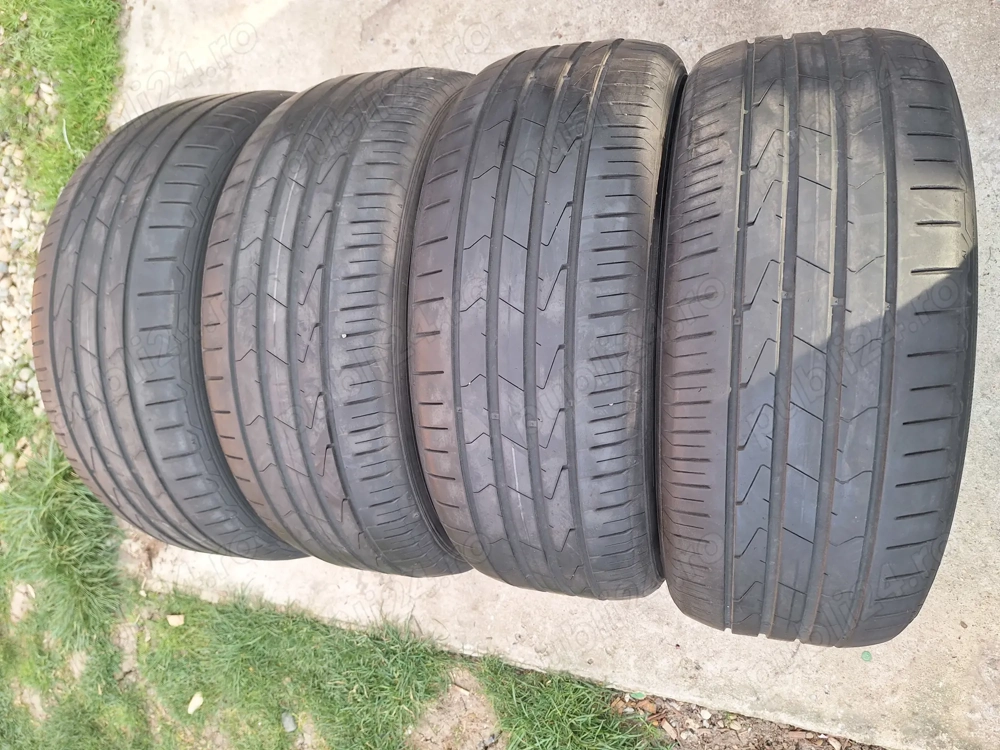 215/55R17 Hankook vară
