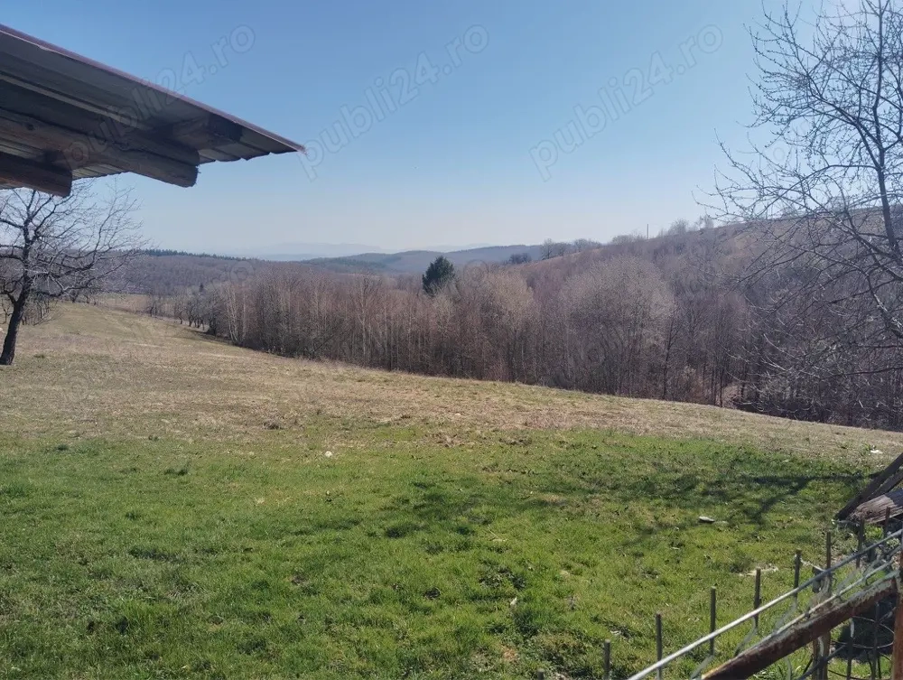 Vand teren plus casa