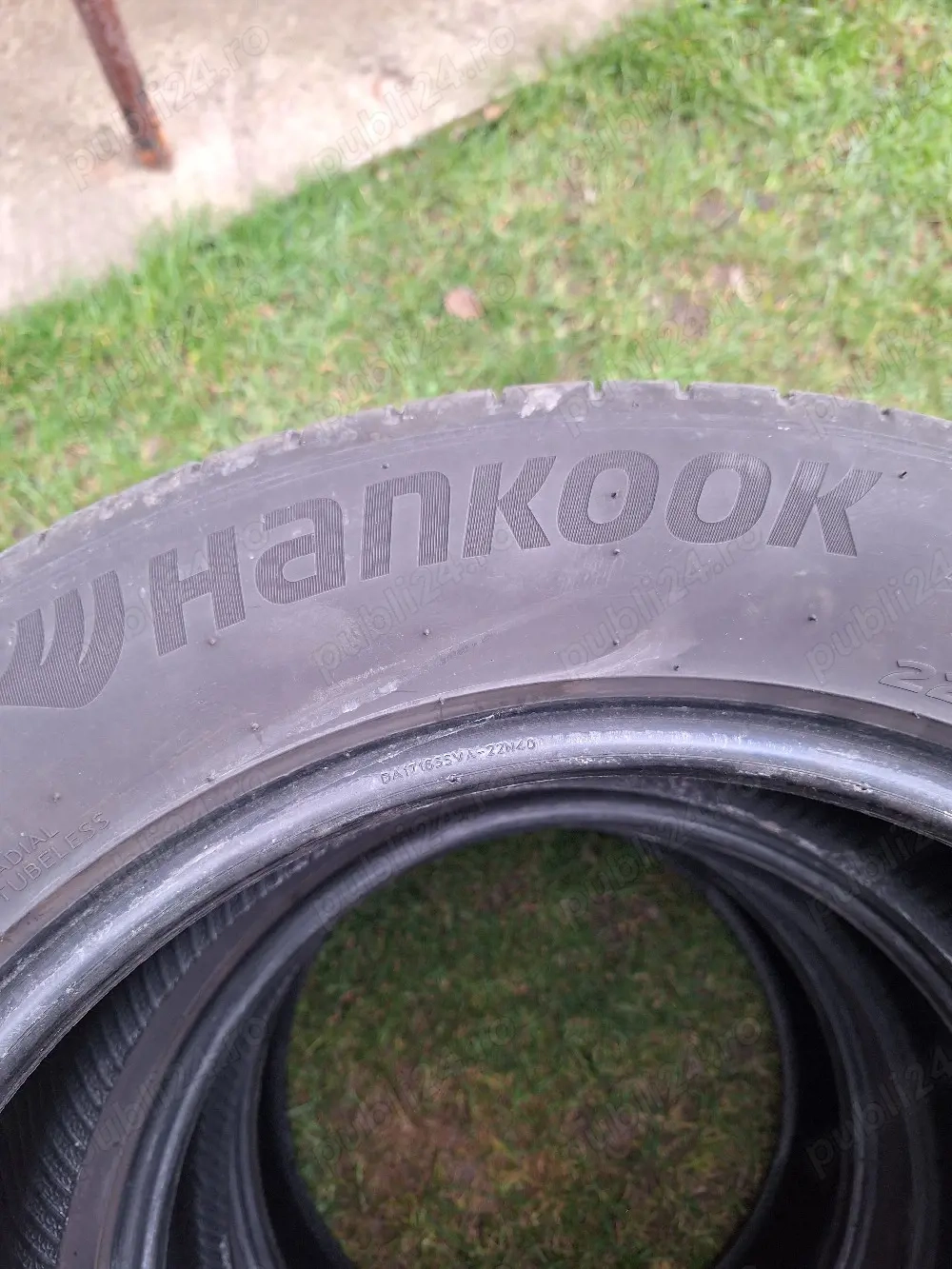 Vând 4 anvelope vară 225 55 17