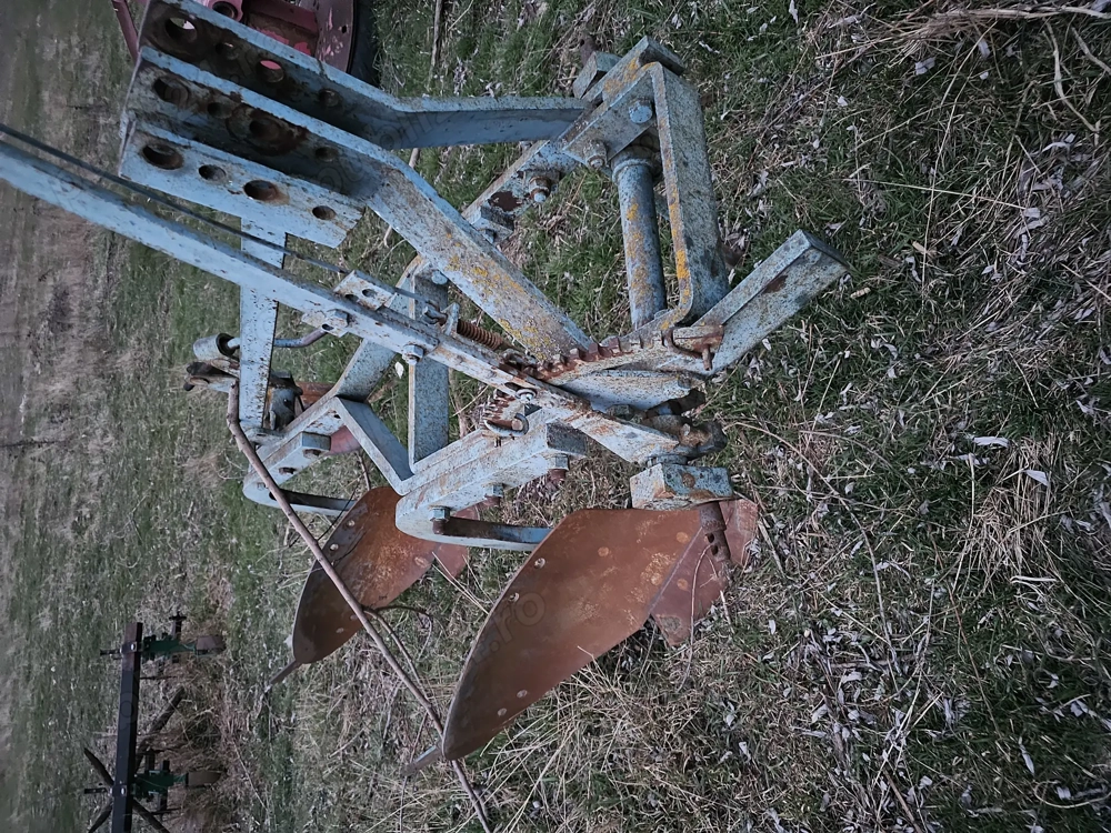 Vand tractor DTC 445 Romanesc