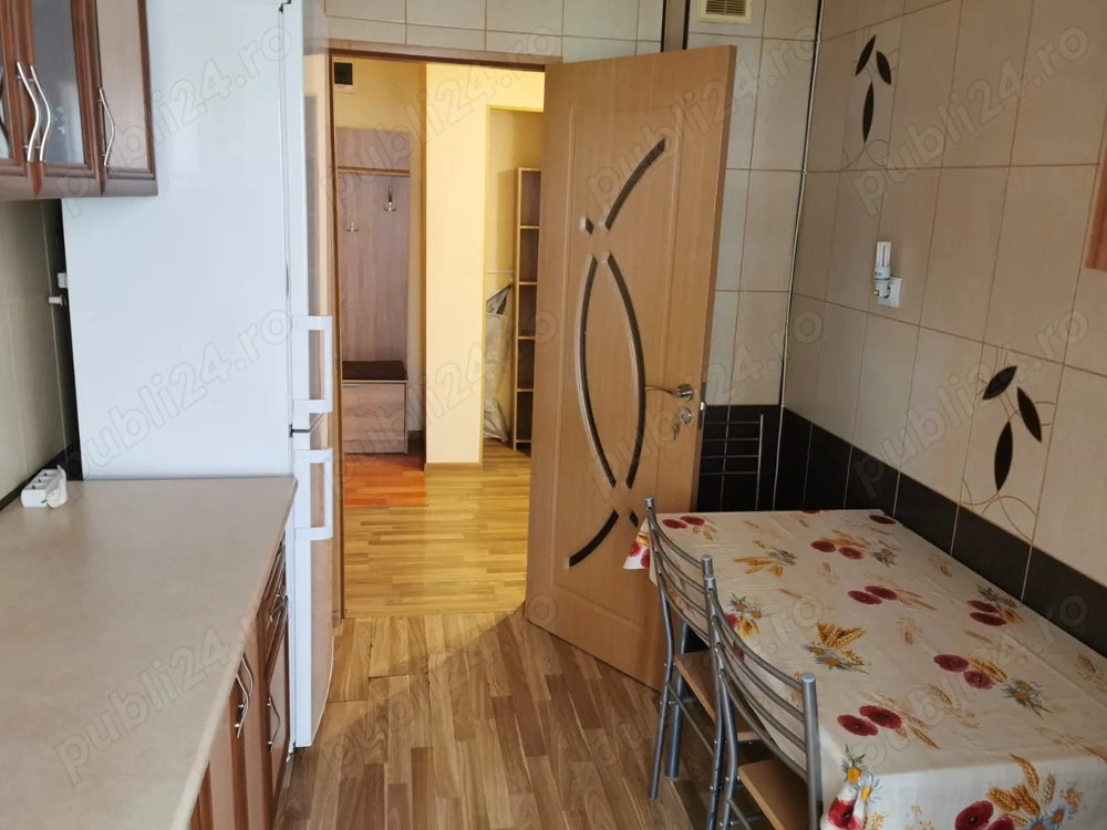 Particular vand apartament 2 camere 65 mii euro