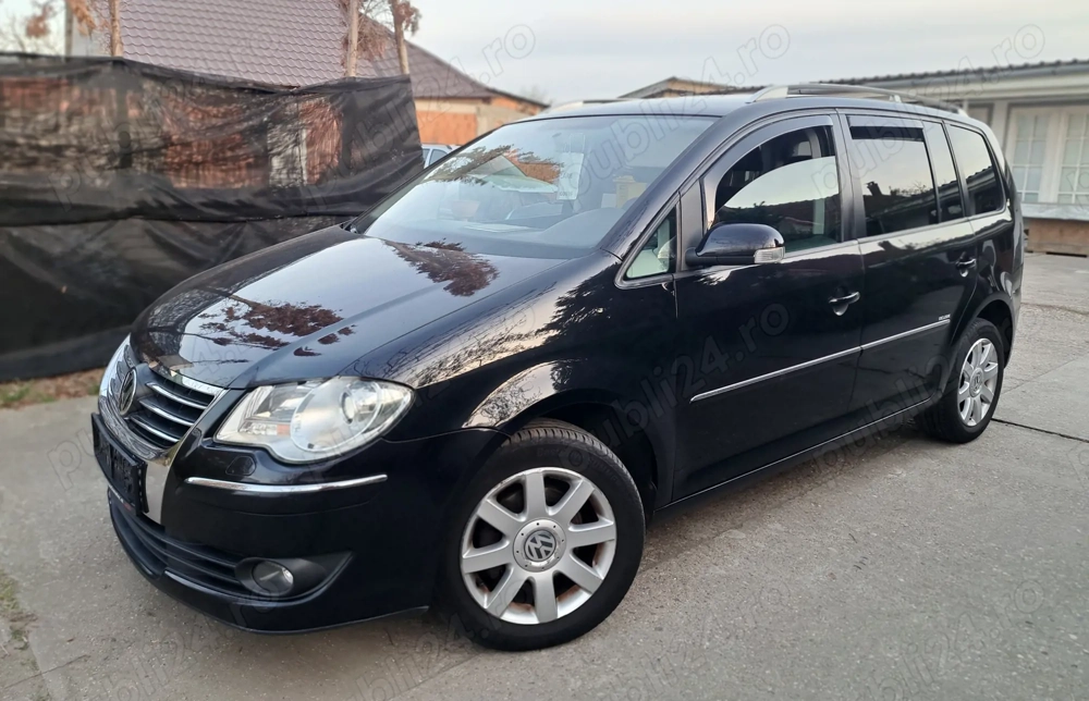 Vw touran highline 2009 2.0tdi (bkd) 140cp 7 locuri