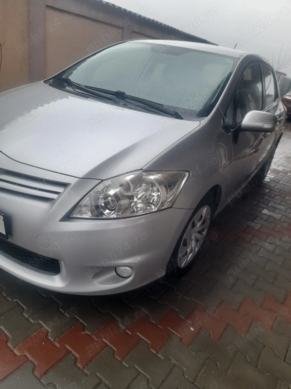 Ford galaxi , 2013, diesel 2000 cmc euro 5.volkswagen sharan. Toyota auris 1,4 tdi diesel euro5