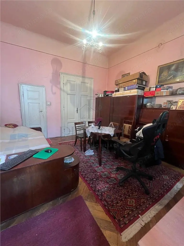 PIATA UNIRII | 3 CAM | ET.1 | BOXA | SIT ISTORIC | CENTRALA | FATADA RENOVATA ||