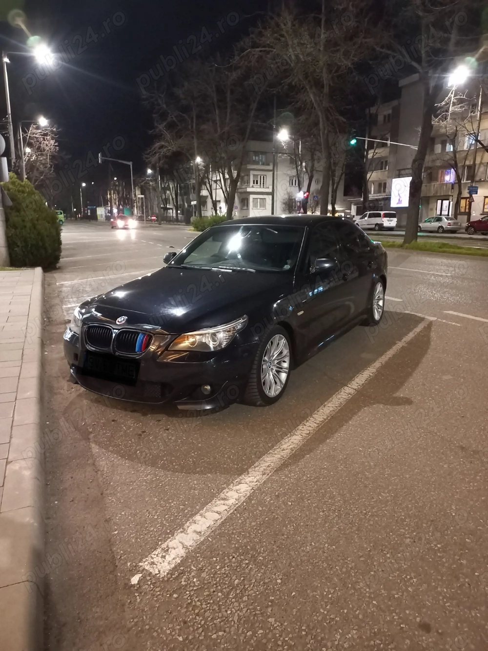 Vând BMW E60 MPaket fabrica  2.0D STOCK An 10.2009  