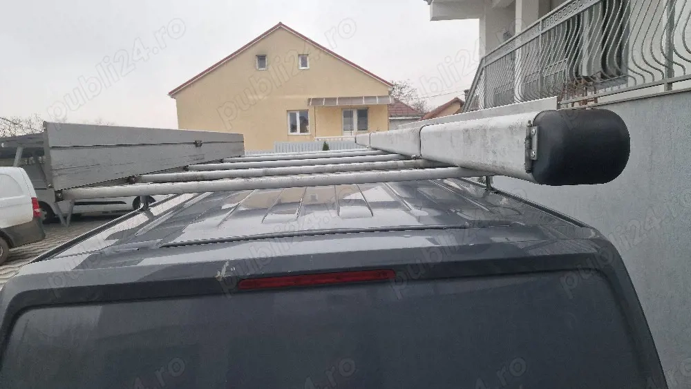 Portbagaj Volkswagen T6 lung Aluminiu  Compartiment închis 14x14 cm Lungime 6m se poate inchide cu c