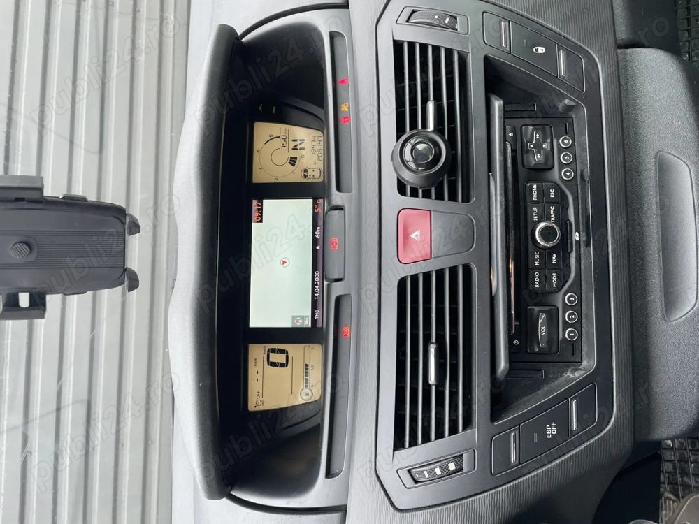 Vând Citroen C4 Picasso,an 2011,motor 1.6 HDI,206000 km,înmatriculat,fiscal pe loc