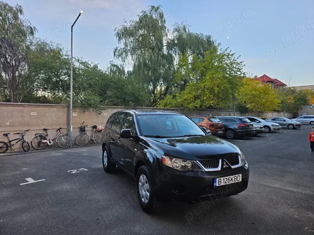 Mitibishi outlander 2