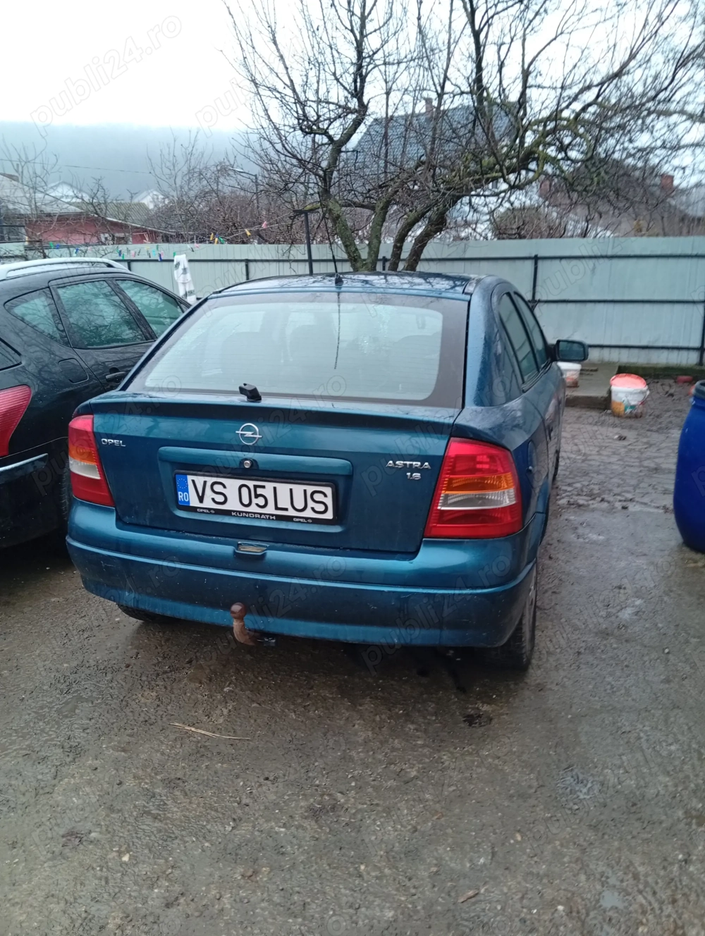 Dezmembrez Opel Astra 1.6 benzina