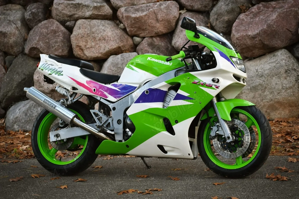 PIESE kawasaki zx 6 r