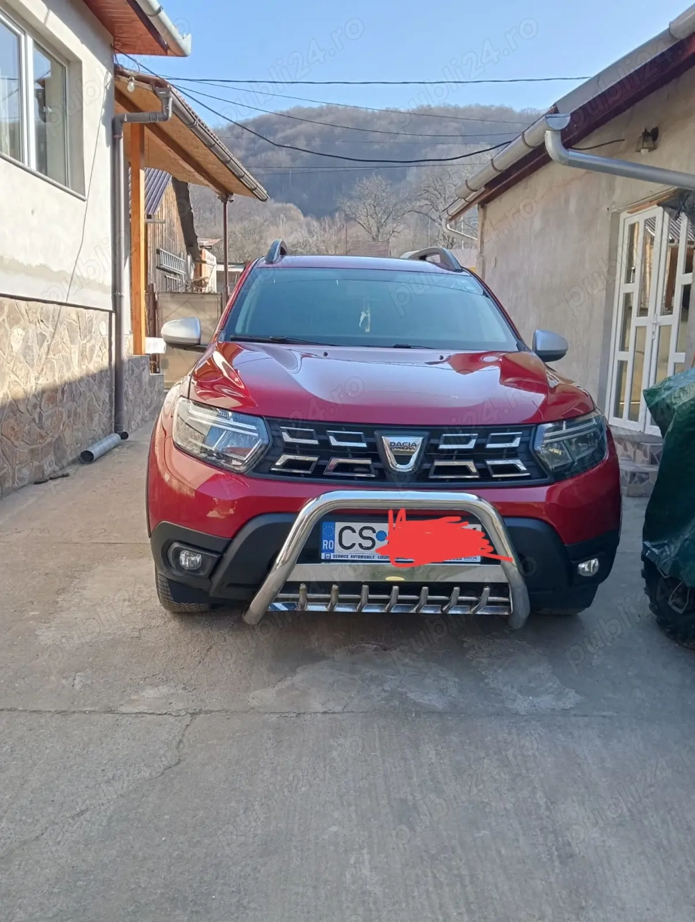 Vând Dacia Duster 4 4 confort 1.5 dci diesel 