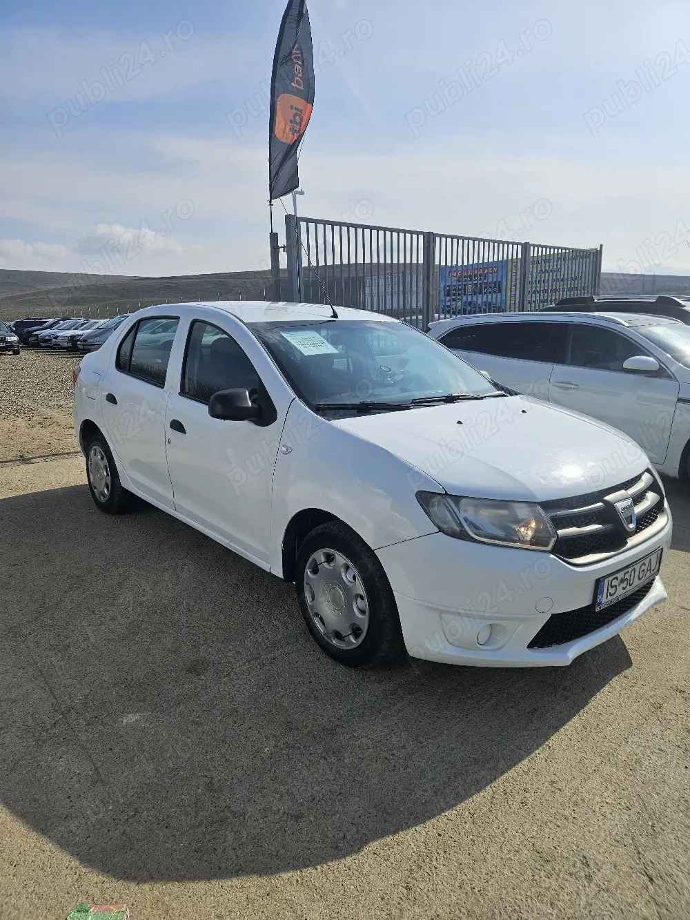 Dacia Logan  an 2015 motor 1.2bemzina +GPL