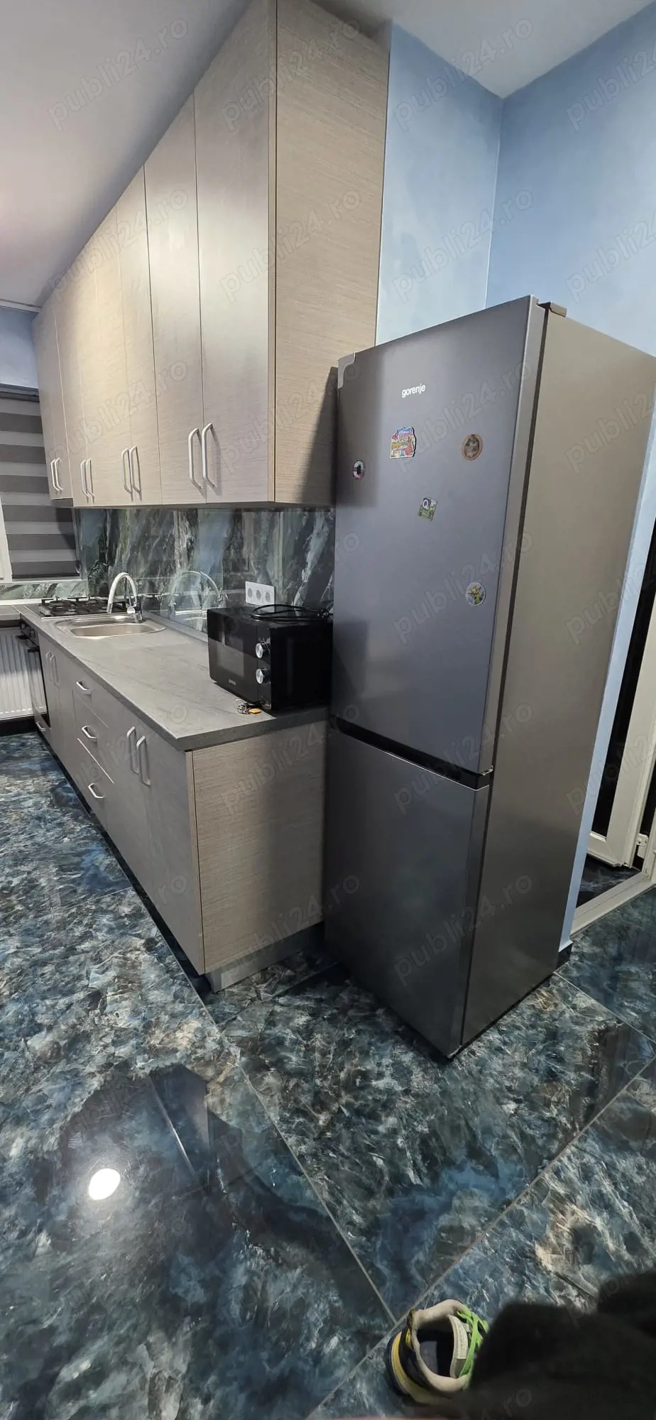 Inchiriez apartament modern cu 2 camere in Rogerius in spate la Perla, parter  4 ,imediat ocupabil