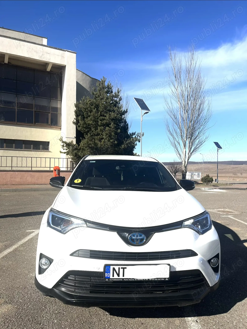 Toyota RAV4 Hybrid 2.5 Automată 2017   Alb Perlat