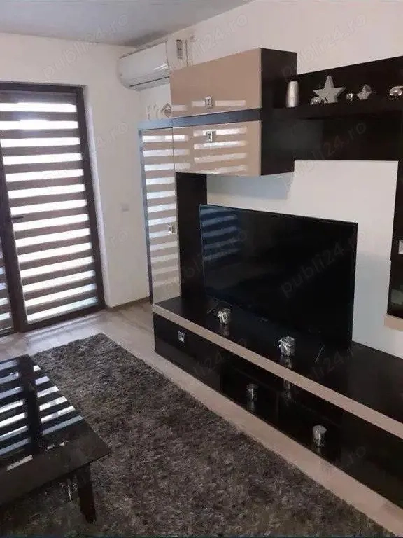 Inchiriez apartament in bloc NOU ULTRACENTRAL cu loc de parcare inclus