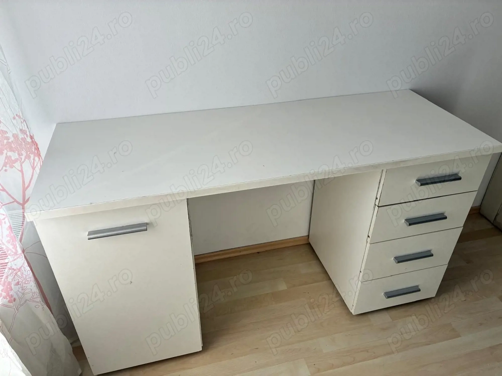 Vand birou scolar 135 cm