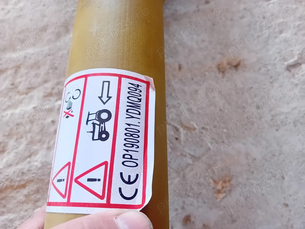 Schimb  sau vând  cardan 