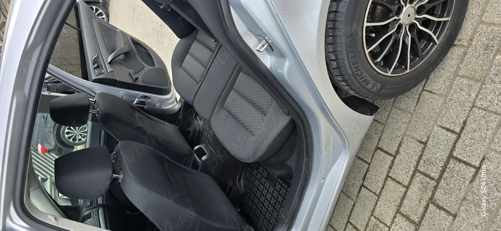 Vând Skoda octavia1,4 