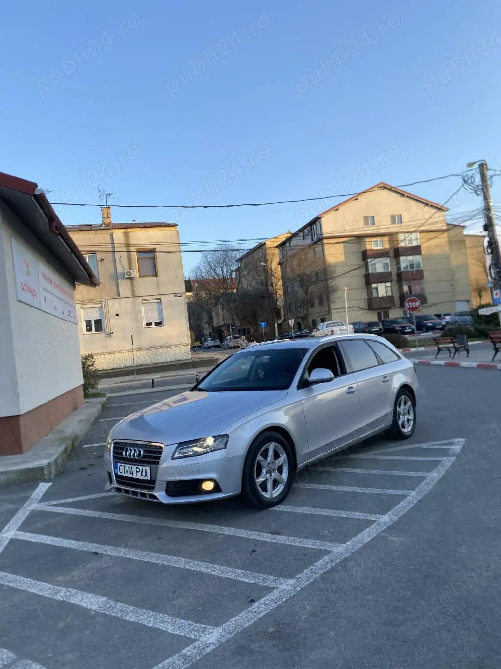 Audi A4 B8 S Line an 2010 motor 2.0tdi 143hp E5 Stare inpecabila