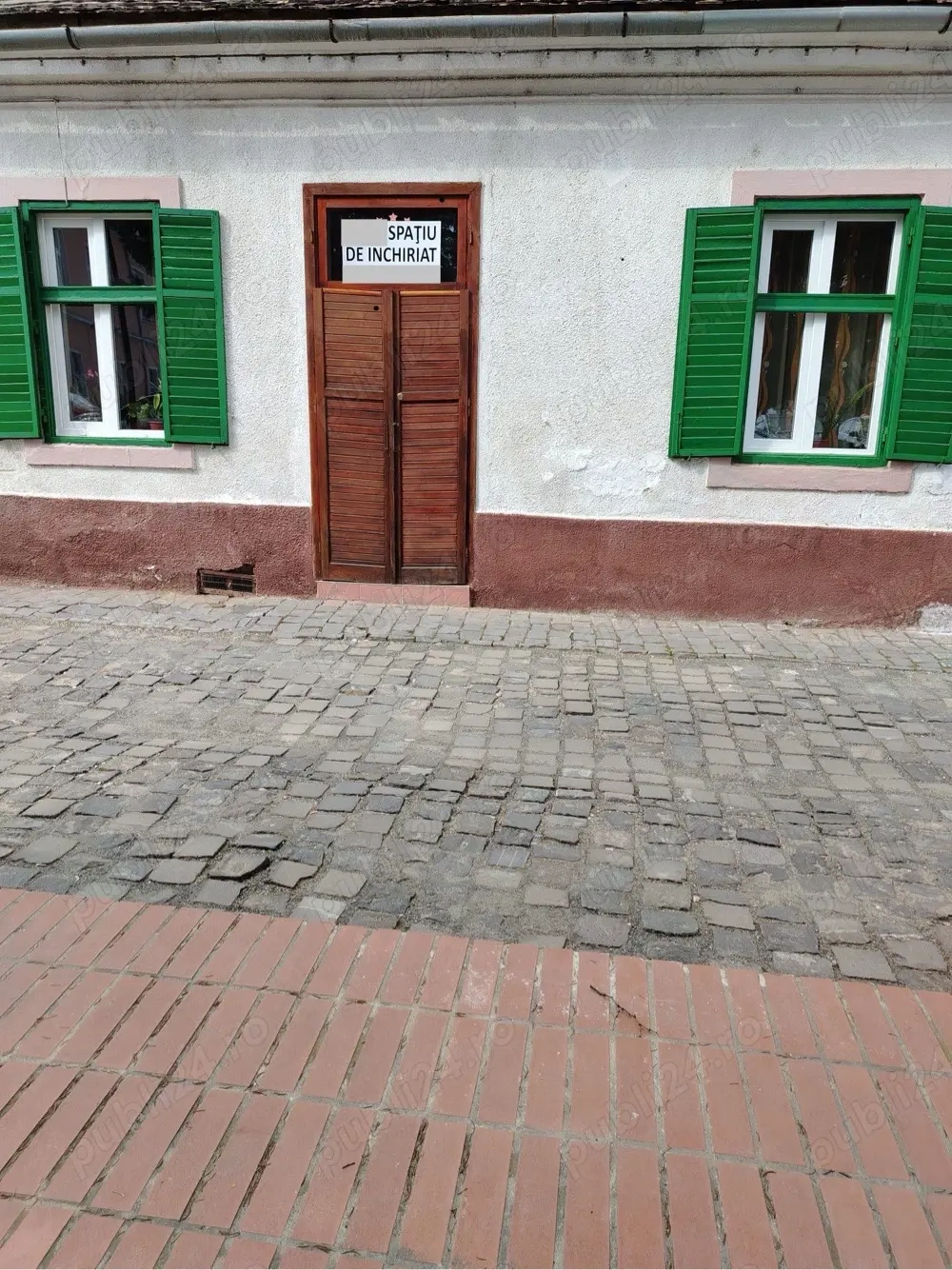 Spatiu de inchiriat in centru Medias