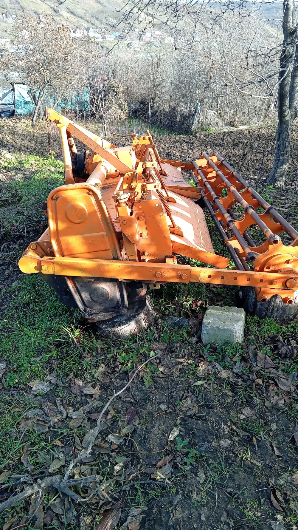 De vanzare sau schimb cu un combinator 